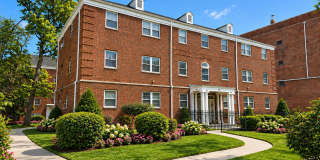 Classic Charm Meets Modern Living with Spacious Layouts & Beautifully Updated Interiors Classic Charm Meets Modern Living with Spacious Layouts & Beautifully Updated Interiors Gallery 1