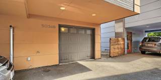 Beautiful 2 Bed Townhome Conveniently Located In Seattle! Gallery 4