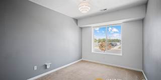 Beautiful Townhome in Excellent West Valley Area Gallery 20