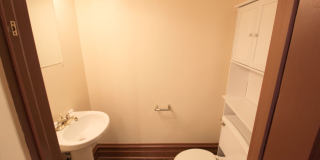 Home for rent in downtown Harrisonburg! - 81 Broad St Gallery 15