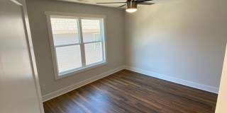 Room in 4 Bedroom Home at Edgerton Dr Gallery 35