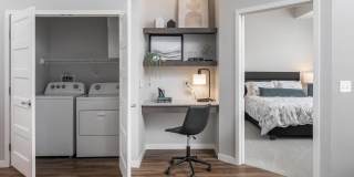 Edison at Woodbury Gallery 5