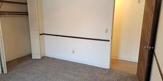 Corinthian Gallery 30