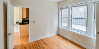 1210 W. Waveland Apt. Gallery 20