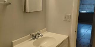 4225 S 57th Avenue Gallery 8