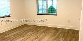 1553 Jefferson Ave Gallery 2