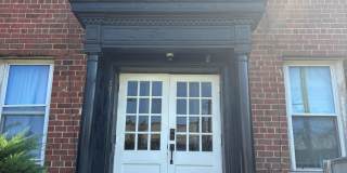 221 35th Street Northeast - 4 Gallery 10
