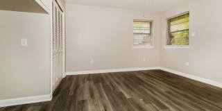 1600 Grove Hill Road Gallery 8
