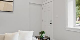 Furnished Luxury Home for Rent-Historic Deutschtown/Northside Gallery 6
