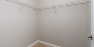 Marshall Square Apartments Gallery 13