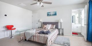 Room in 6 Bedroom Home at Skipjack Ln Gallery 18