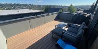 Modern 3-Bedroom Home in North Queen Anne Gallery 13