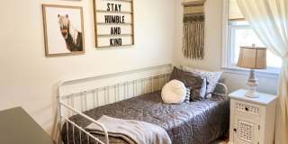 903 Country Terrace Gallery 13