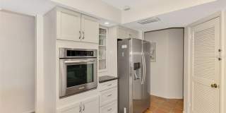 4946 COMMONWEALTH DRIVE Gallery 24