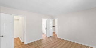 Modern 3BD/1.5BA Townhome in Tierrasanta with Kitchen Island, Private Yard, Pool & Tennis Court Gallery 14