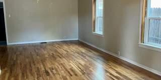 Charming 2 Bedroom Home on Westside Gallery 3