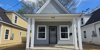 992 Seattle St Gallery 1