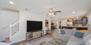 202 Wainwright Drive Gallery 13