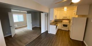 3 Bedroom 2 Bath Remodeled Condo Parking & Pool 3 Bedroom 2 Bath Remodeled Condo Parking & Pool Gallery 1