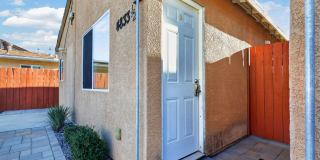 4833 1/2 Lantana Dr Gallery 1