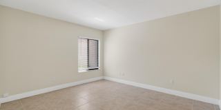 351 Club Circle Gallery 33