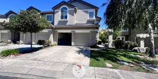 Renovated 4 Bedroom Townhome Located in Exclusive Danville Neighborhood Gallery 1