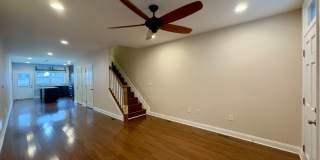 Charming 3 Bed/3 Bath Townhome in Middle East  Baltimore! Gallery 7