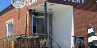 3622 Hudson Street Gallery 6