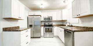 5033 Pineridge Avenue Gallery 2