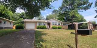 3 Bedroom 2 Bathroom Home with One Car Attached Garage in Valley Park Homes Subdivision Gallery 4