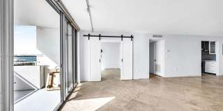 11 Island Ave Gallery 12