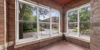 1353 West Catalpa Gallery 1