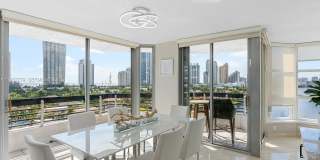 19195 NE 36th Ct Gallery 7