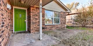 605 W Clarke Street Gallery 1