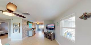 560 E Valley Drive Gallery 15