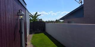 Modern 2 Bed 2 Bath East Side Home with Desert Views, Hot Tub & Spacious Backyard! Gallery 18