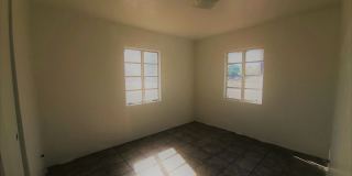 NICE AND AFFORDABLE 2 BEDROOM 1 BATH DUPLEX IN PHOENIX Gallery 8