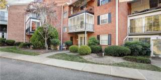 Amenities and Utilities included Richmond Condo Near VCU and UR Gallery 3