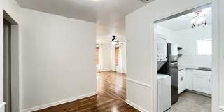 2319 Burnet St Gallery 11