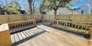 3 BED | 2 BATH | MIDTOWN | FENCED YARD Gallery 4