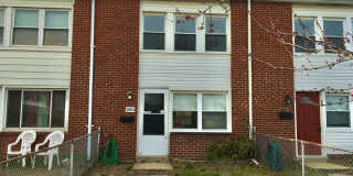 Charming 3 Bedroom/1 Bathroom Townhome in Dundalk, MD! Gallery 1
