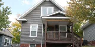 The Doll House -- Cool Two Bedroom at The Cottages on Vinton! Gallery 1