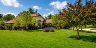 13600 Lakeshore Dr Gallery 25