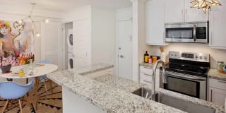 Bayside at Coronado Gallery 1