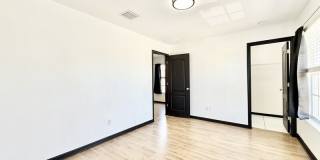 4978 White Sanderling Court - 1 Gallery 37