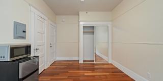 1008 Larkin Apartments Gallery 18