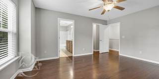 DOWNTOWN COLUMBIA'S CANAL PLACE Gallery 25