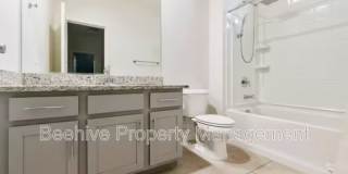 2927 N Augustine 2927 N Augustine Gallery 34