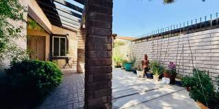 Available 8/1- Beautiful furnished single-story home located in prestigious Spanish Oaks! Gallery 8