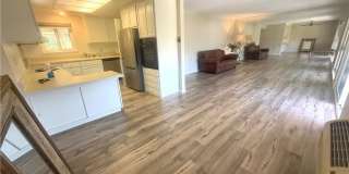 863 Ronda Mendoza Gallery 6